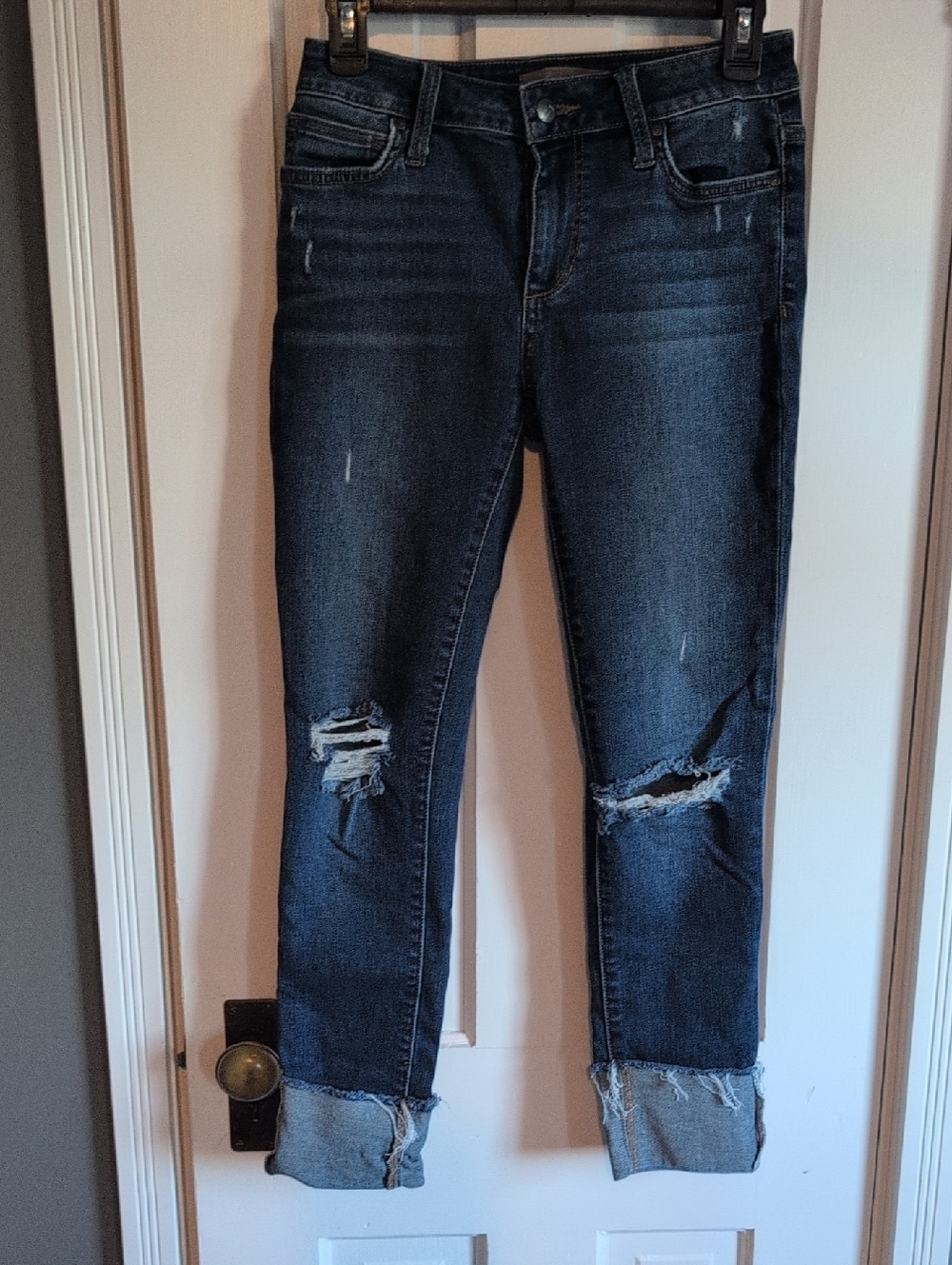 Joe's Jeans Dark Wash Distressed Cropped Ankle Jeans Size ,26